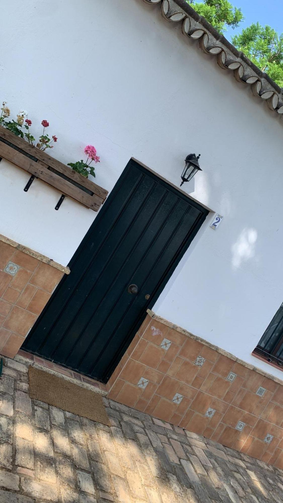 Casa Los Laureles Pilas ภายนอก รูปภาพ