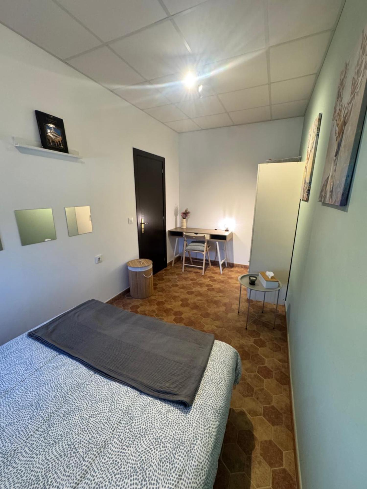 Casa Los Laureles Pilas ภายนอก รูปภาพ
